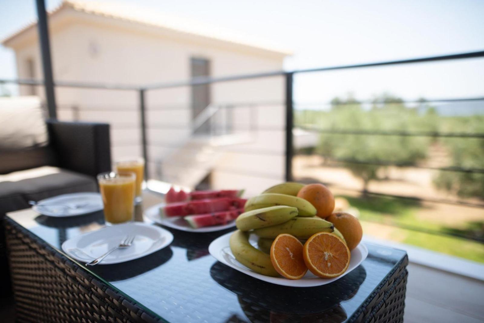 Three Charites Resort Jálova Kültér fotó